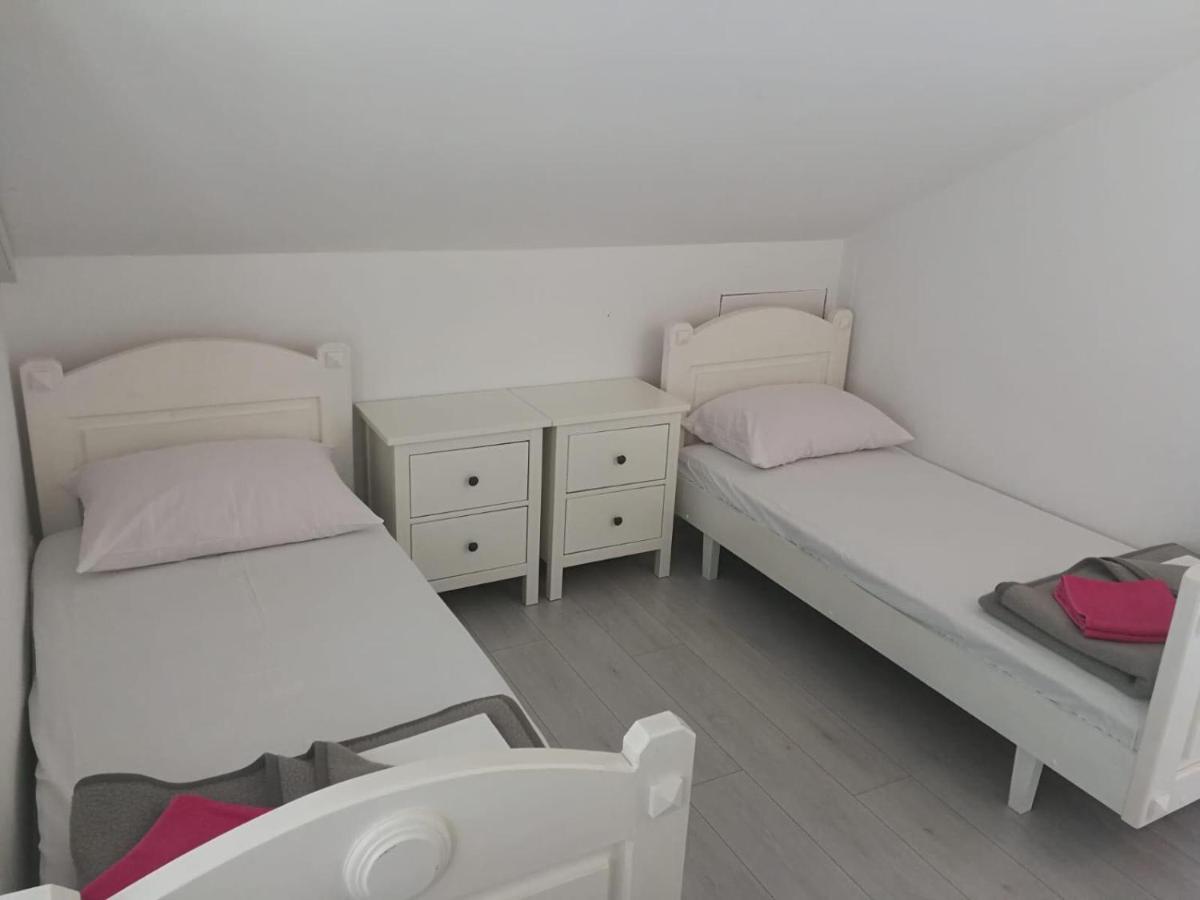 Pansion Marinka-Bire Rooms Lumbarda Bagian luar foto