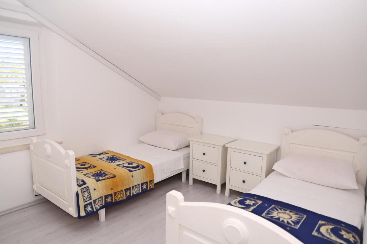 Pansion Marinka-Bire Rooms Lumbarda Bagian luar foto