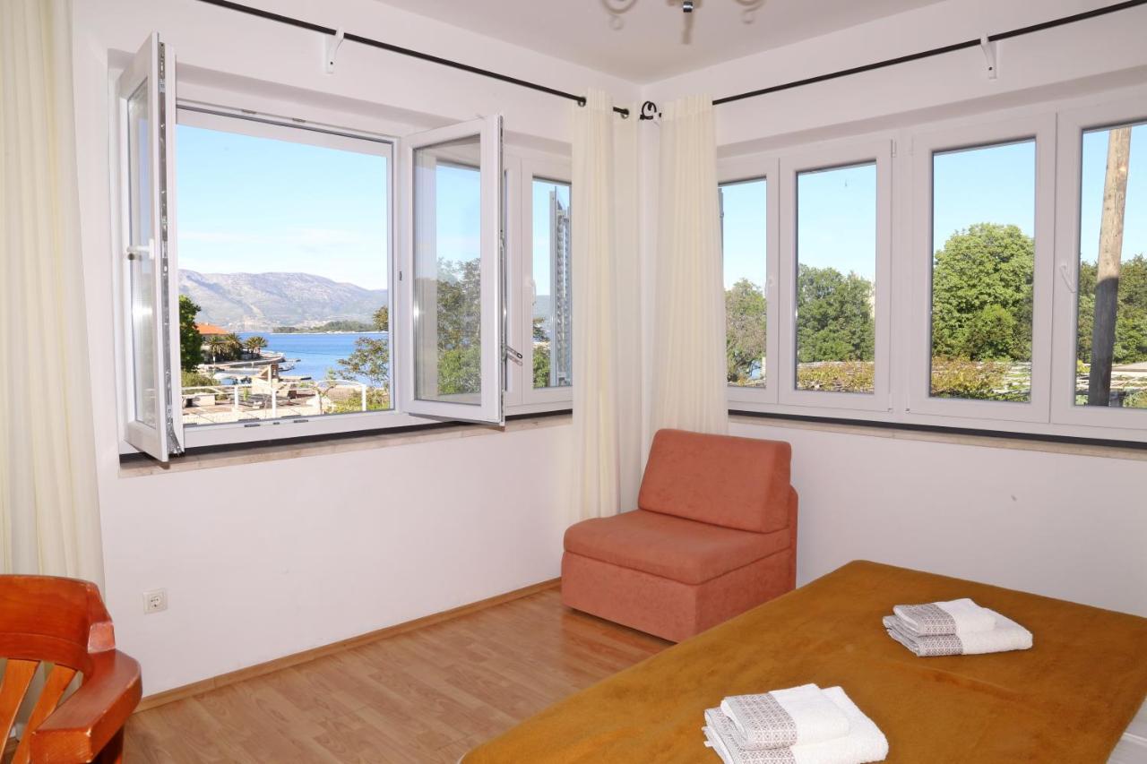 Pansion Marinka-Bire Rooms Lumbarda Bagian luar foto
